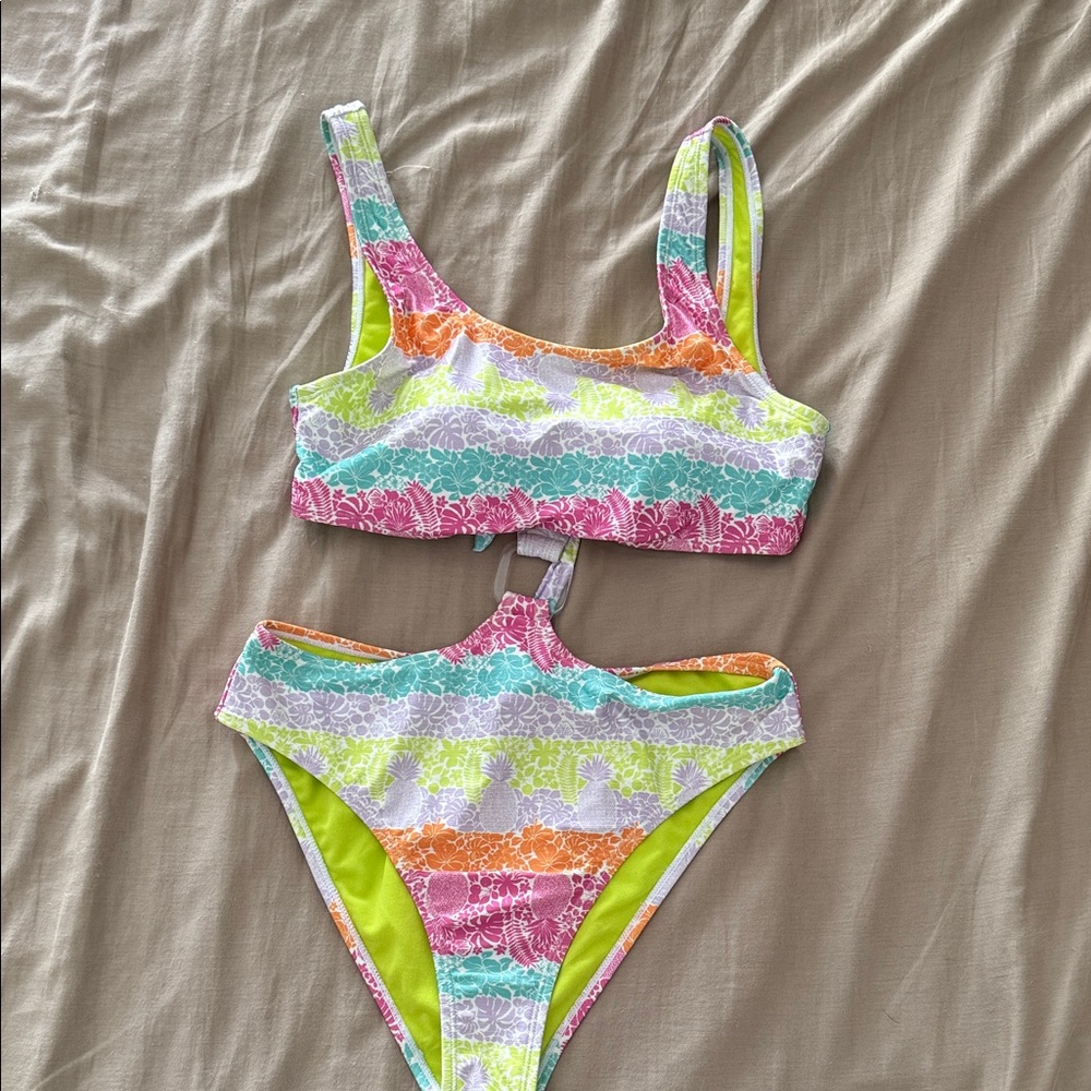 One piece bikini